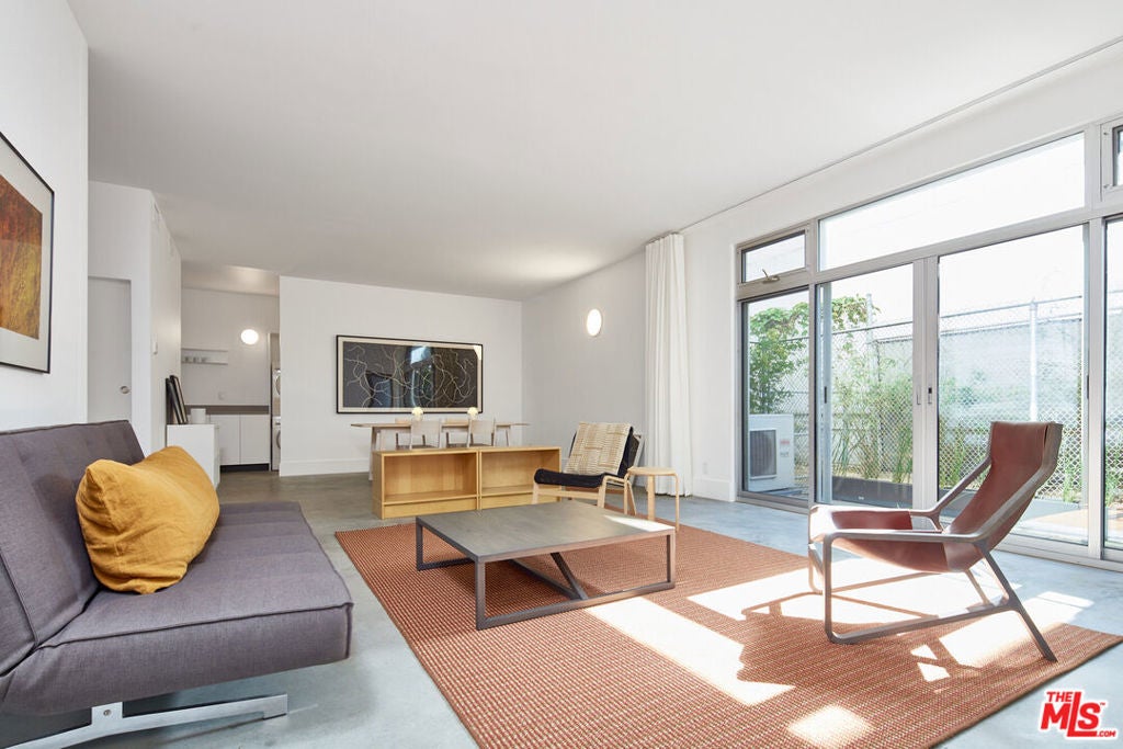 Photo of Listing #26638717