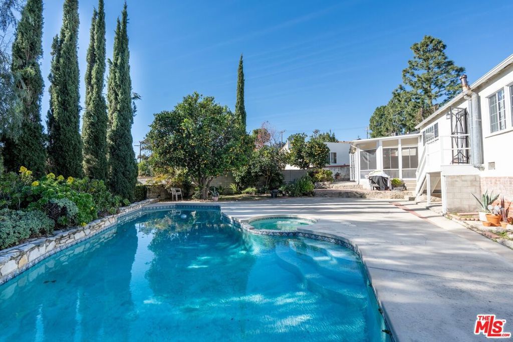 Photo of Listing #26639961