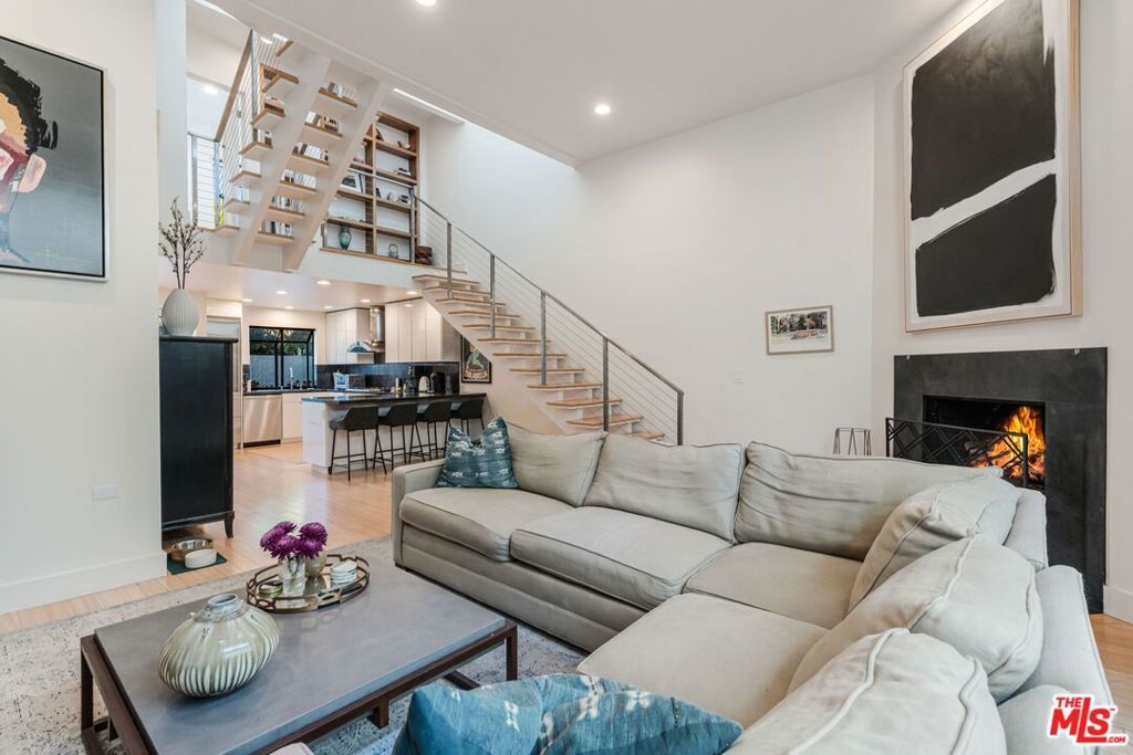 Photo of Listing #26638743