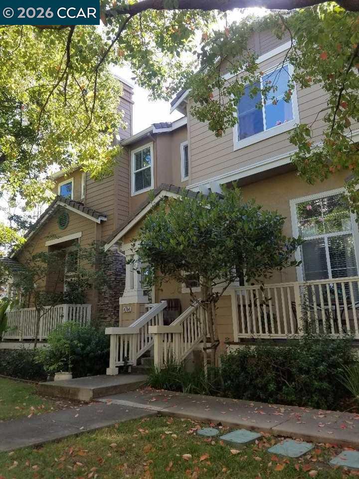 Photo of Listing #41121573