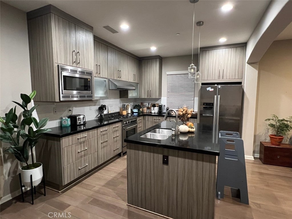 Photo of Listing #OC26020399