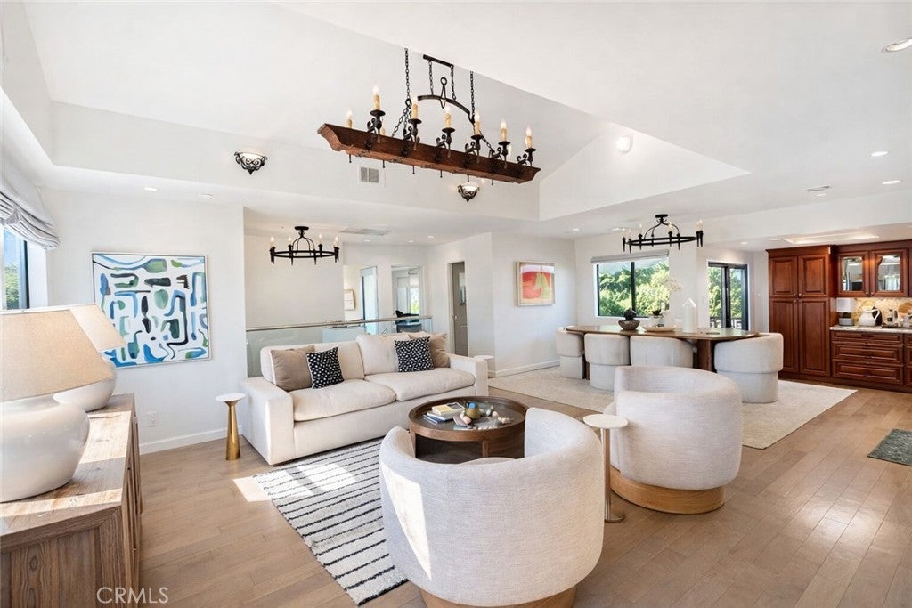 Photo of Listing #OC26022380