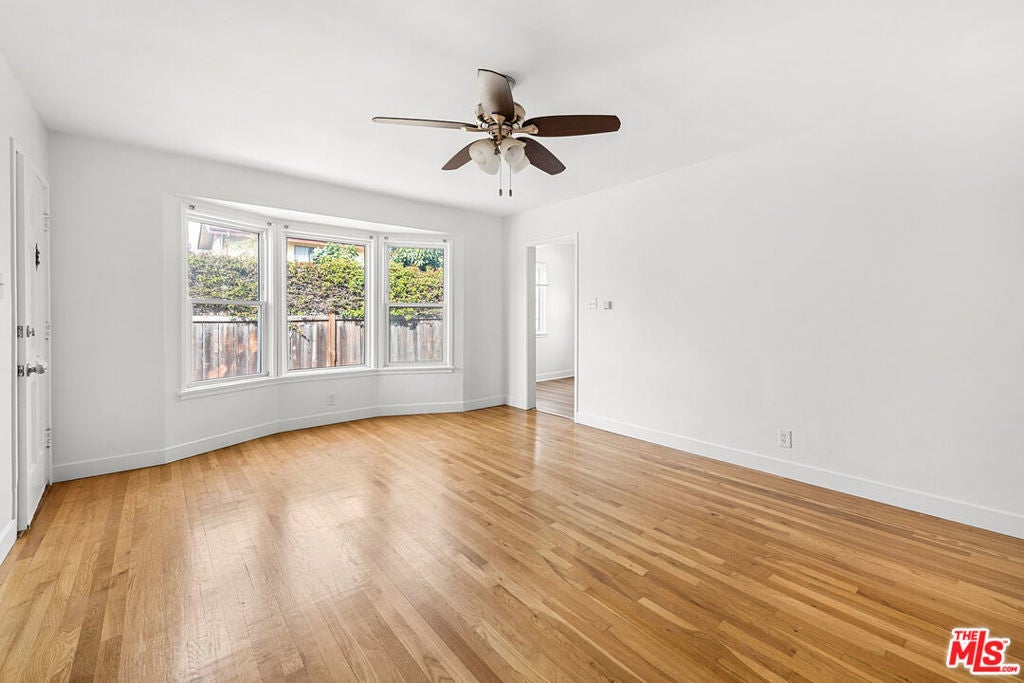 Photo of Listing #26645725