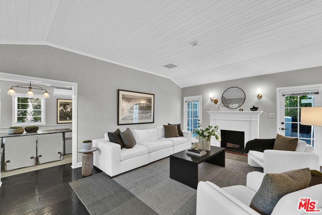 Photo of Listing #26646517