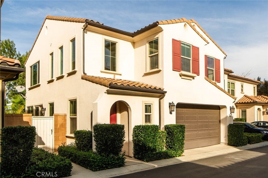 Photo of Listing #OC26027381