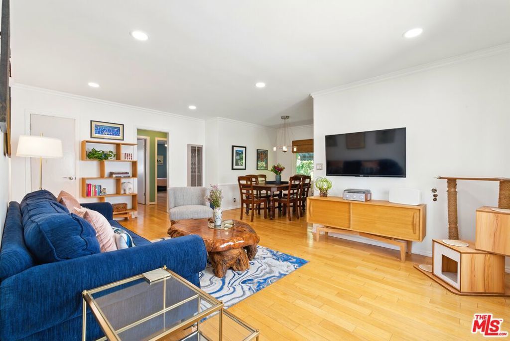 Photo of Listing #26648761