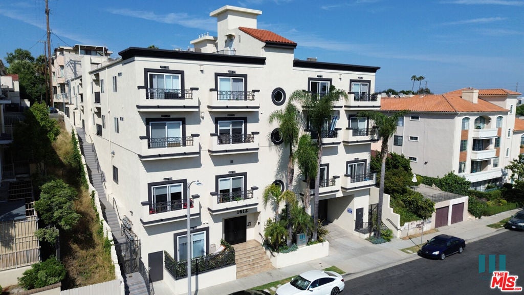 Photo of Listing #26649973