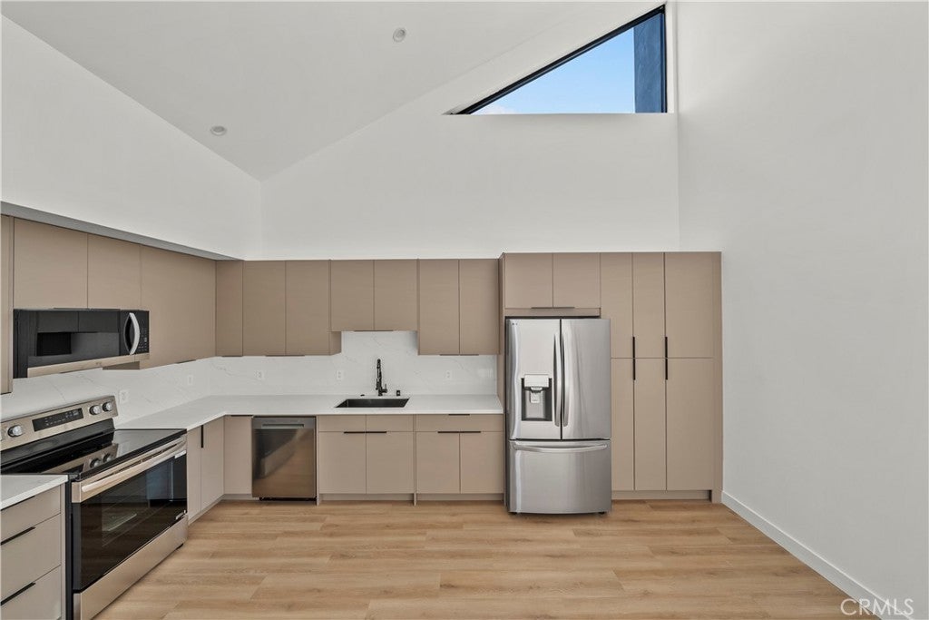 Photo of Listing #SR26011976