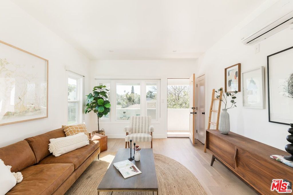 Photo of Listing #26652477