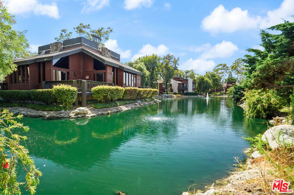 Photo of Listing #26652873