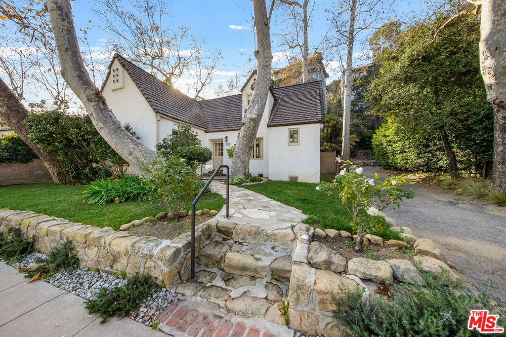 Photo of Listing #26653817