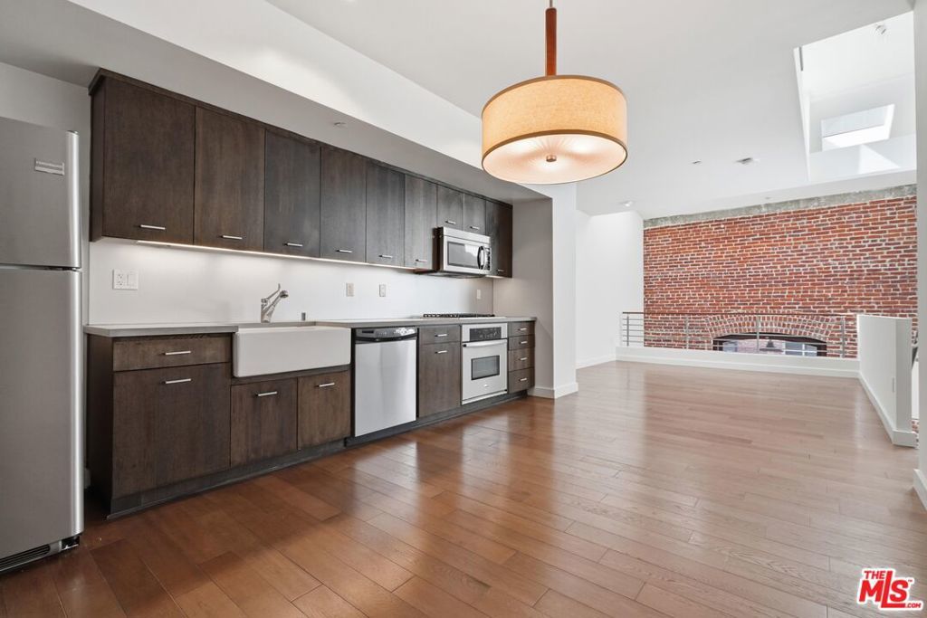 Photo of Listing #26653985