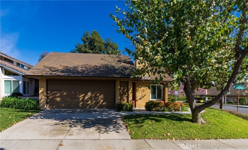 Photo of Listing #OC26038238