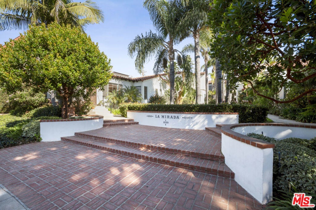 Photo of Listing #26655381