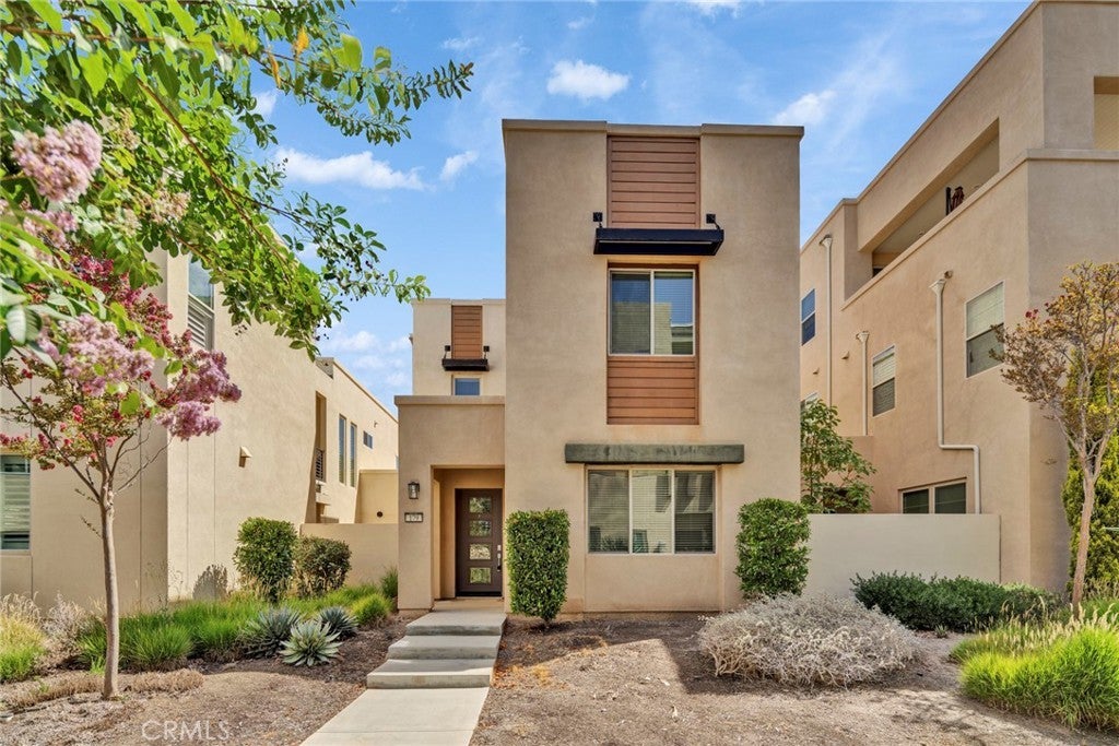 Photo of Listing #OC26039436