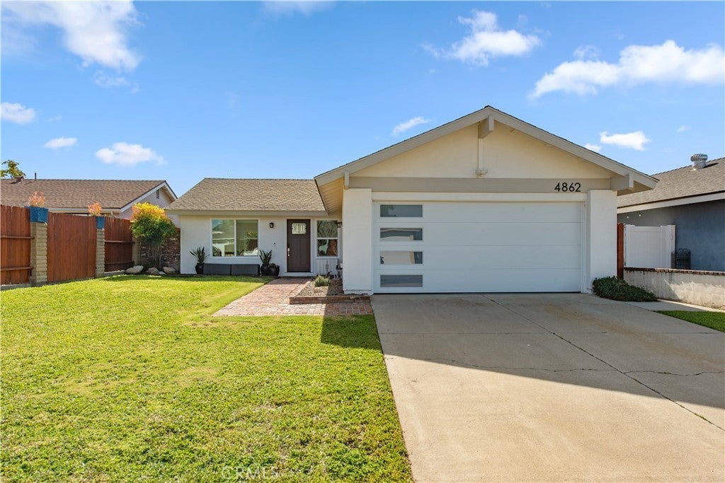 Photo of Listing #OC26042307