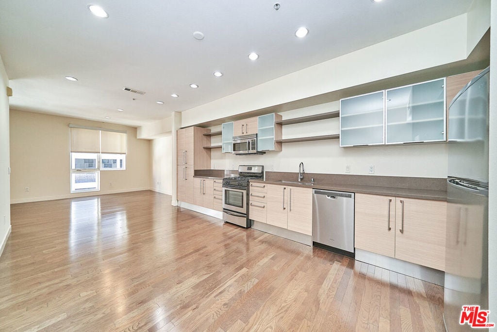 Photo of Listing #26658863