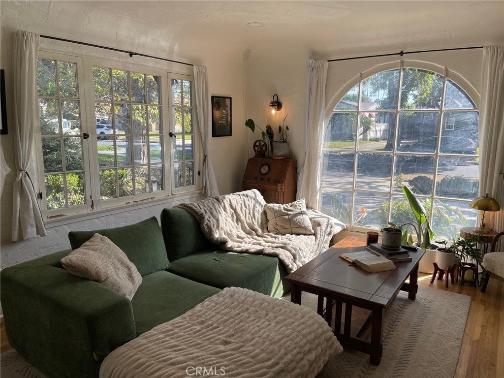 Photo of Listing #IG26047358