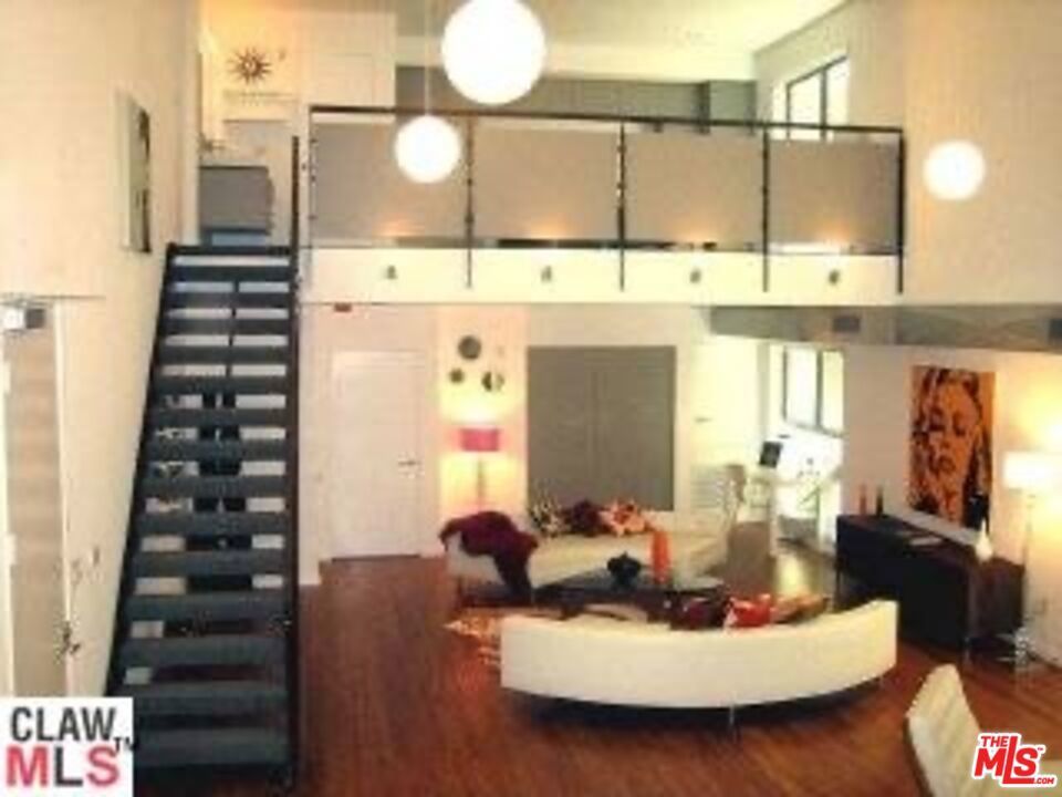 Photo of Listing #26662723