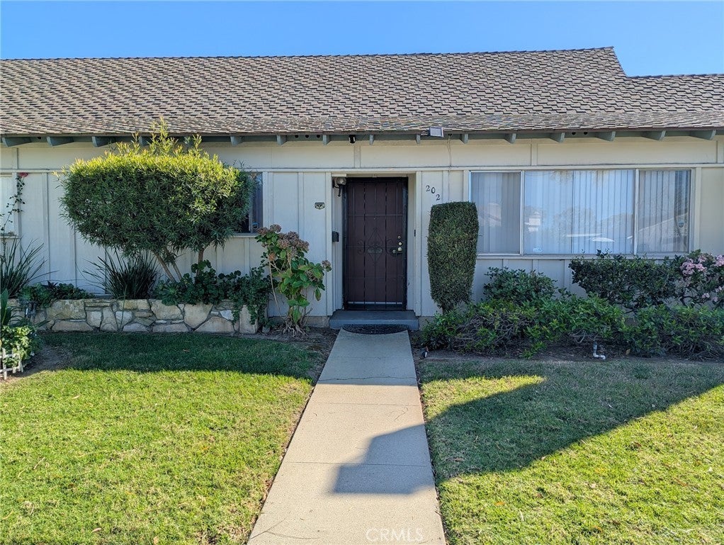 Photo of Listing #PV26054605