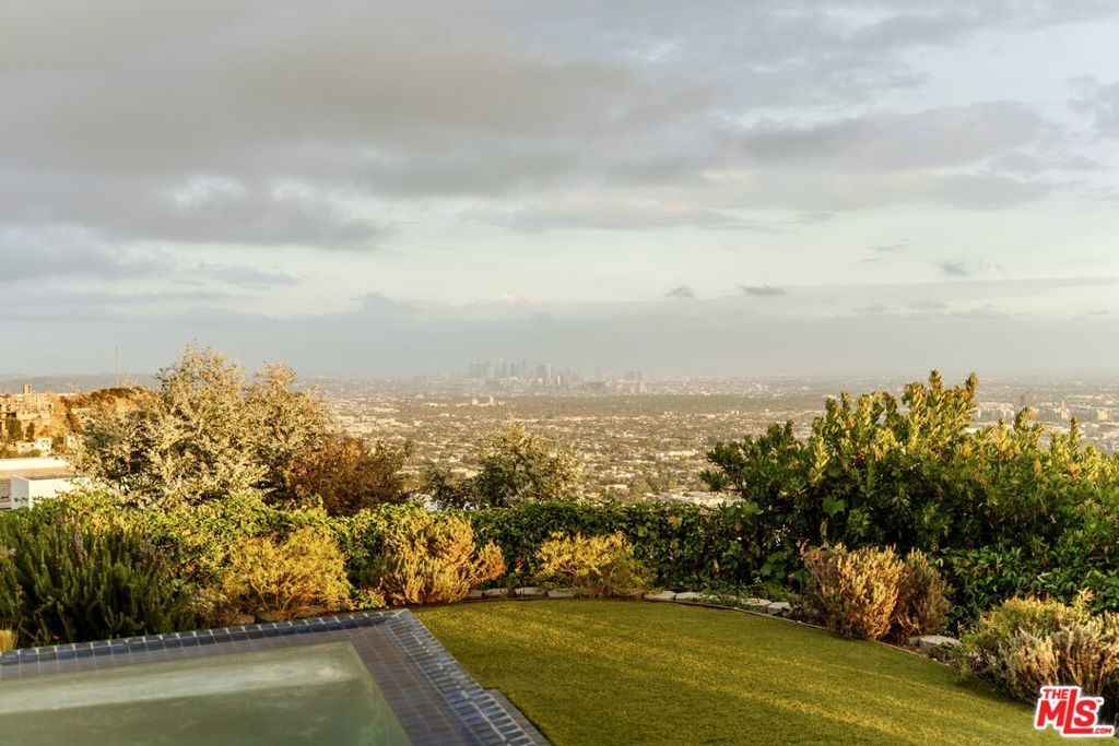 Photo of Listing #26667725