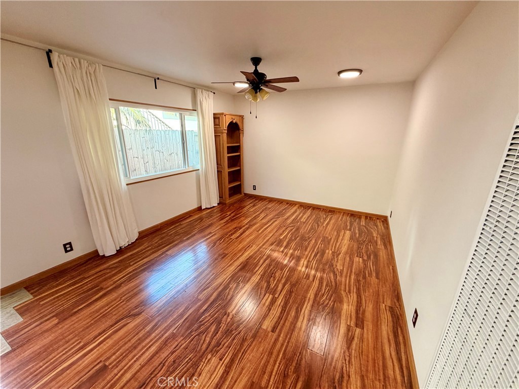 Photo of Listing #OC26176416
