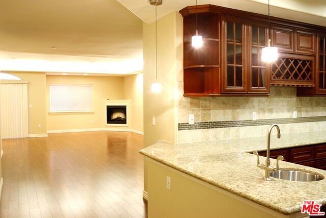 Photo of Listing #16185490