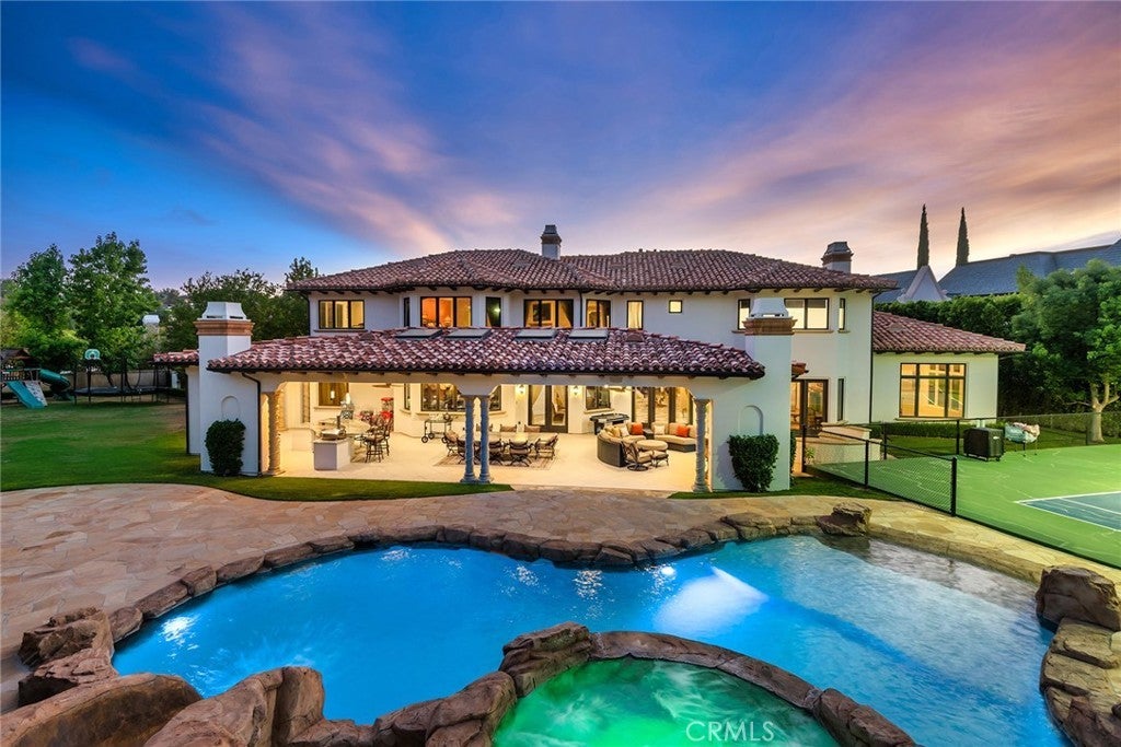 Photo of Listing #SR22189943