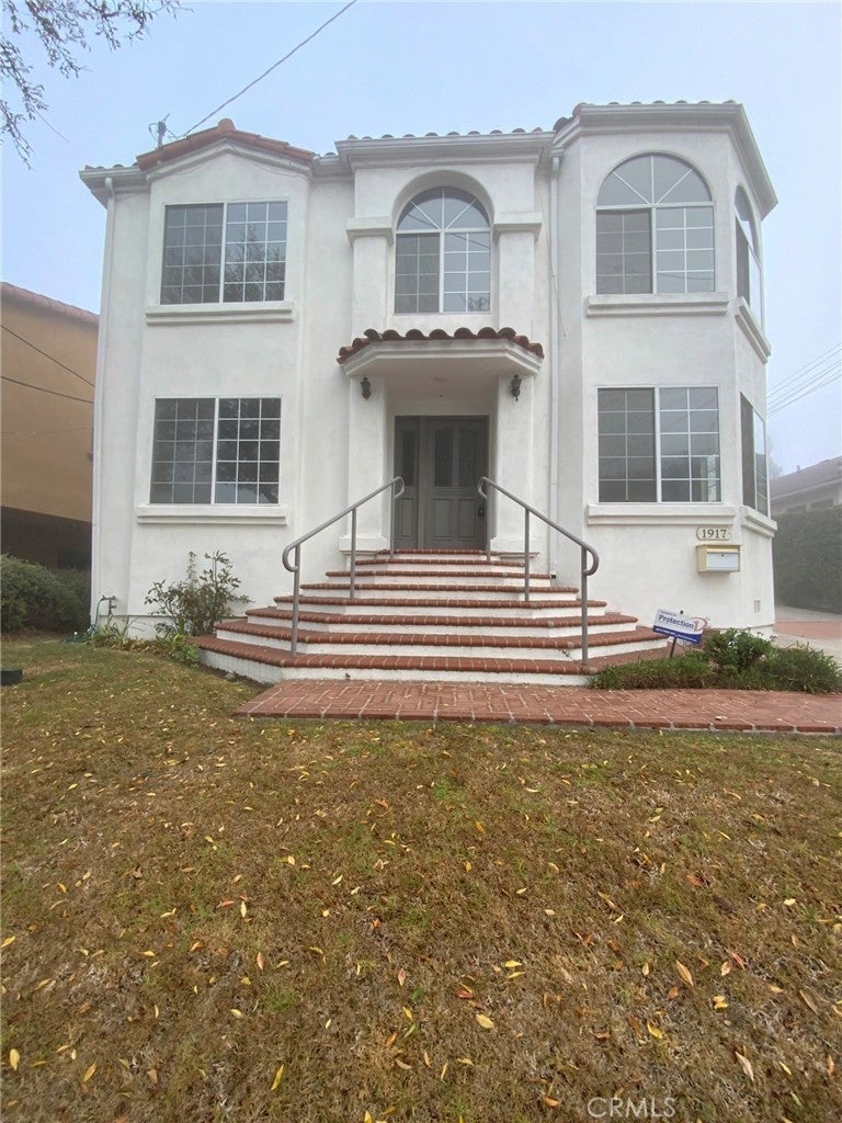 1917 Grant Avenue