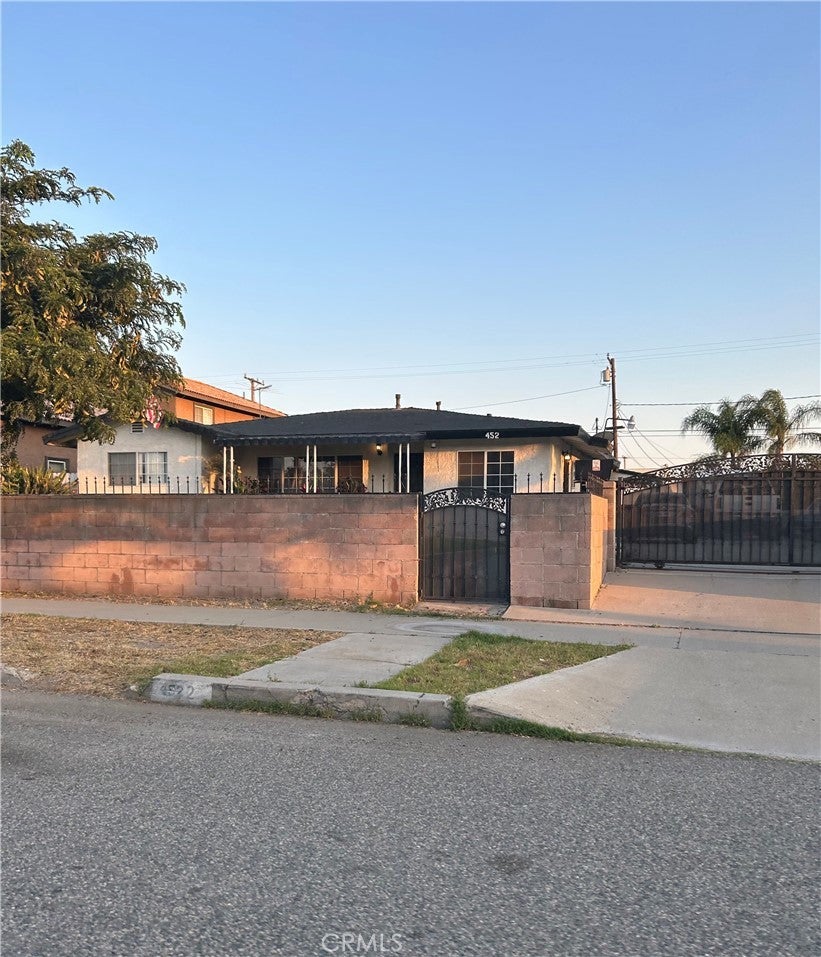 Photo of Listing #IV23118099