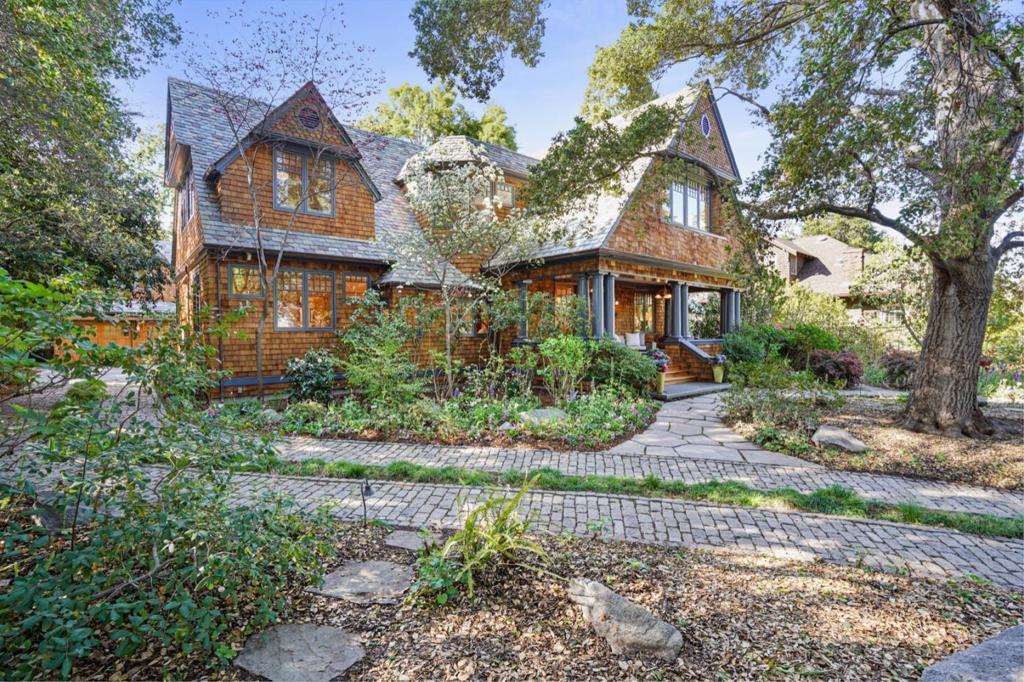 Photo of Listing #ML81923705