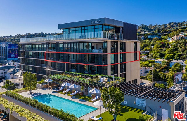 Photo of Listing #24345003