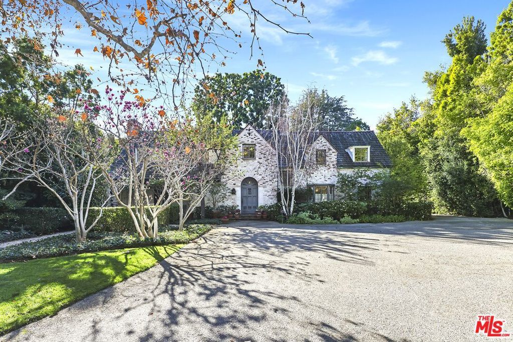 Photo of Listing #24353107