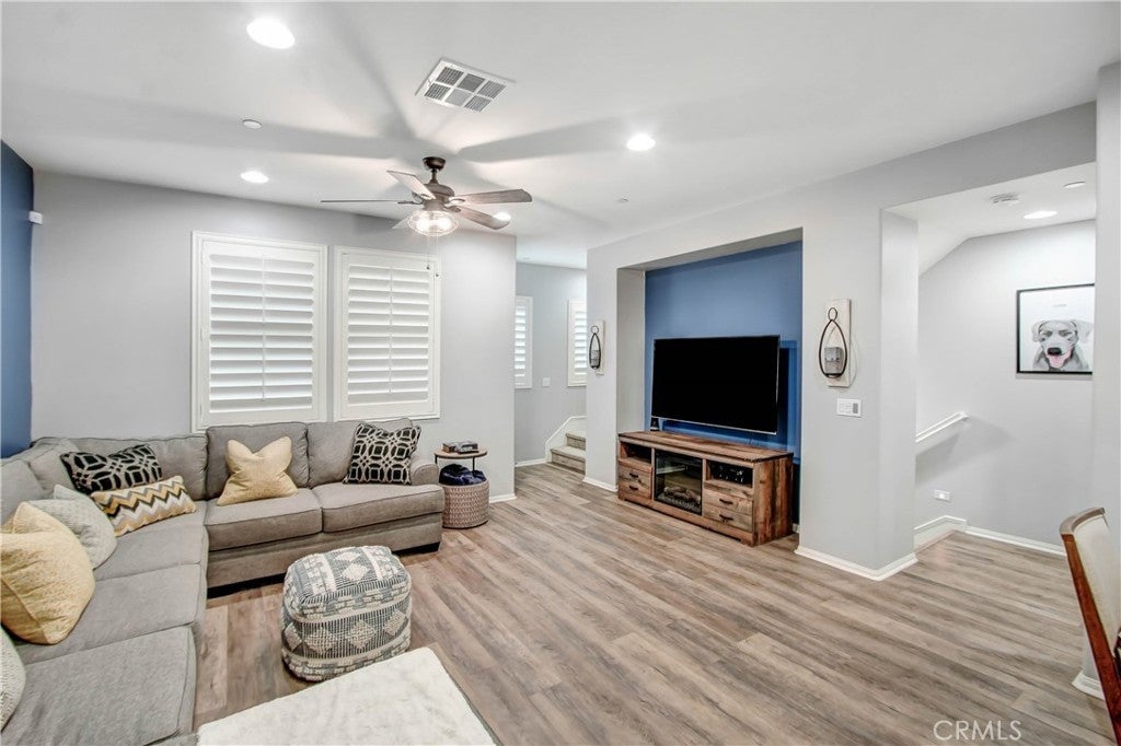 Photo of Listing #OC24029259