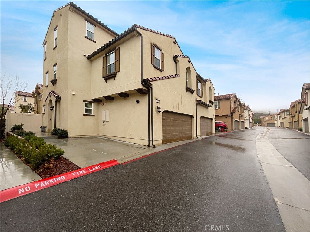 Photo of Listing #IV24035854