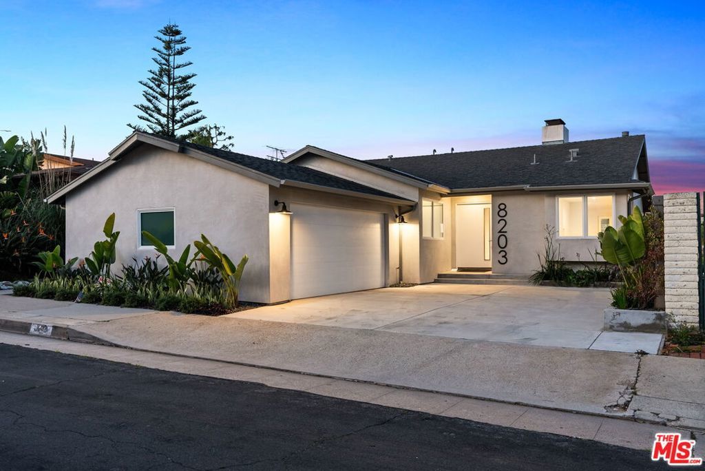 Photo of Listing #24363697