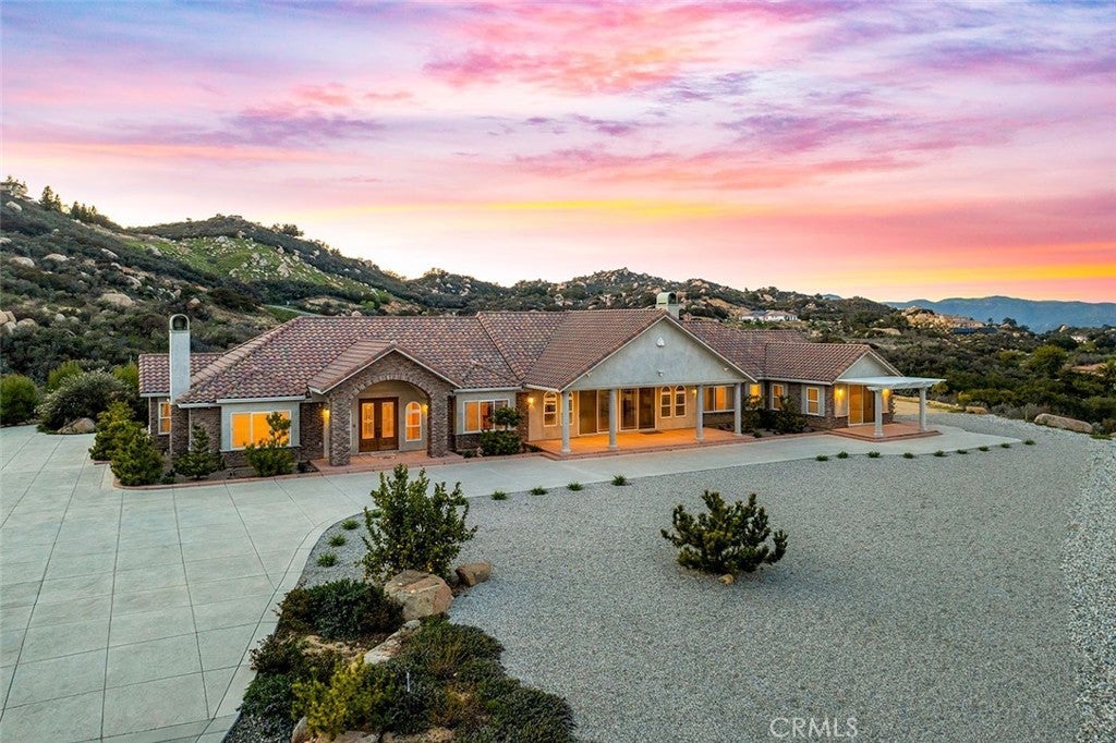 Photo of Listing #SW24058389