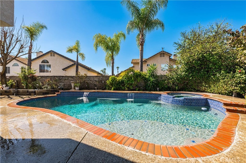 Photo of Listing #SW24054707