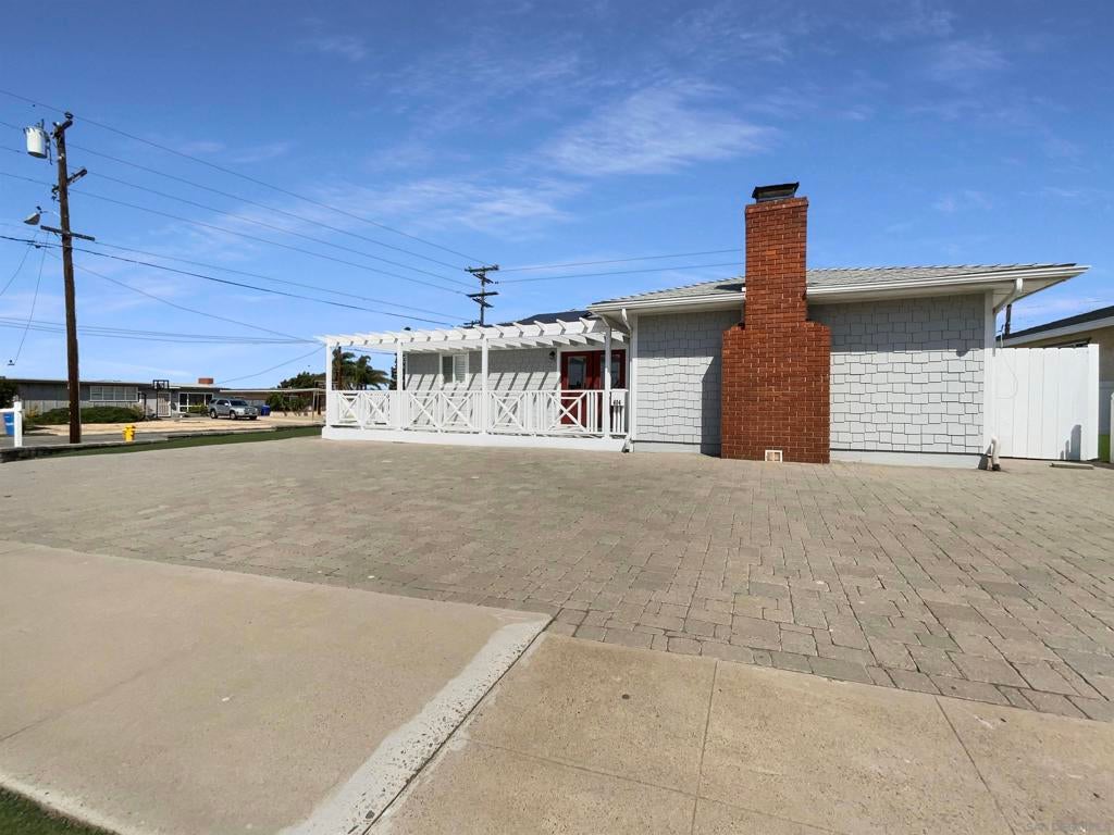 Photo of Listing #240008200SD