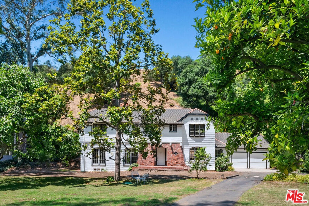 Photo of Listing #24384017