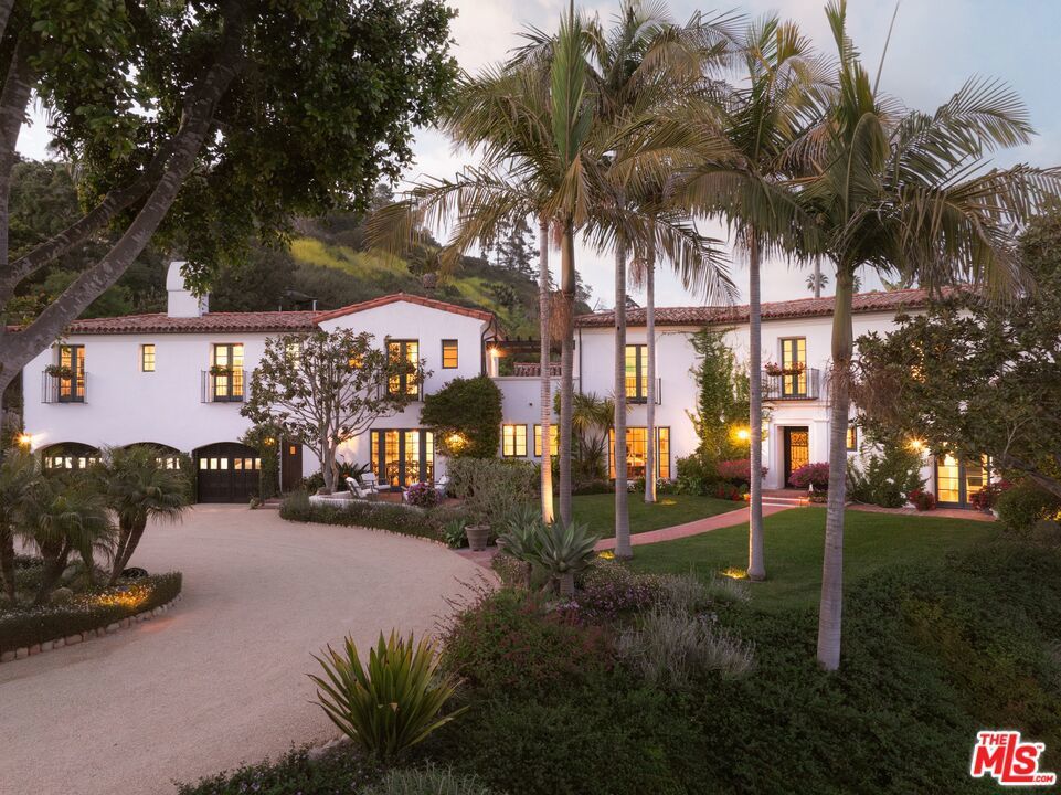 Photo of Listing #24391861