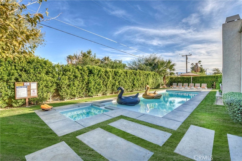 2906 Biskra Road, Palm Springs