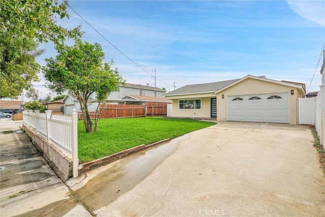 15017 Kingsdale Avenue, Lawndale.