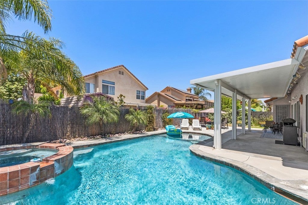 Photo of Listing #SW24111671