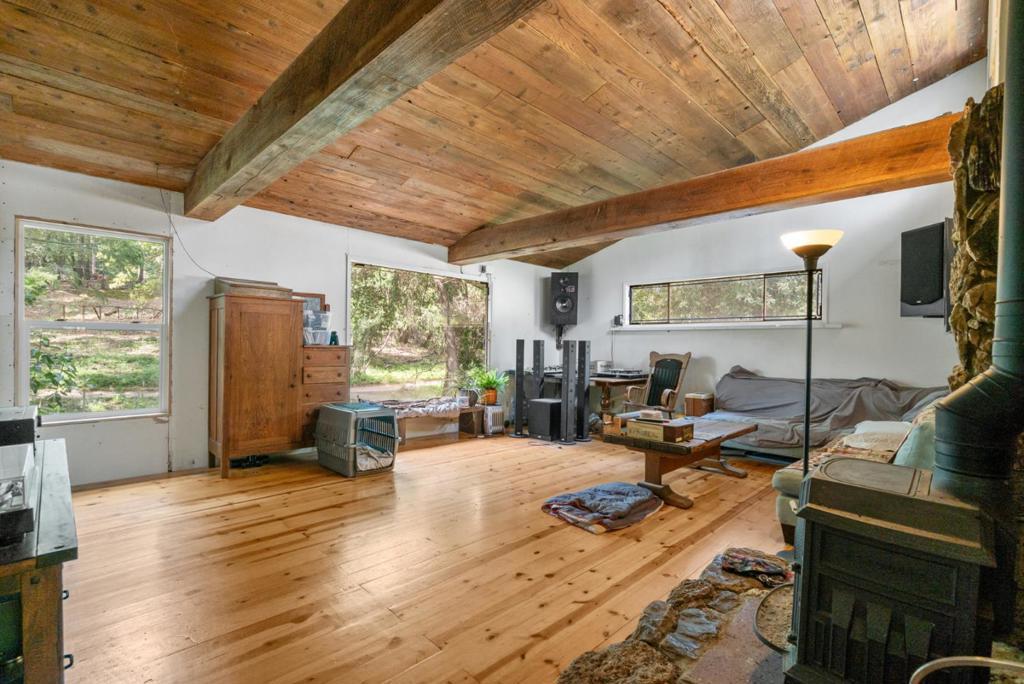 Photo of Listing #ML81968228