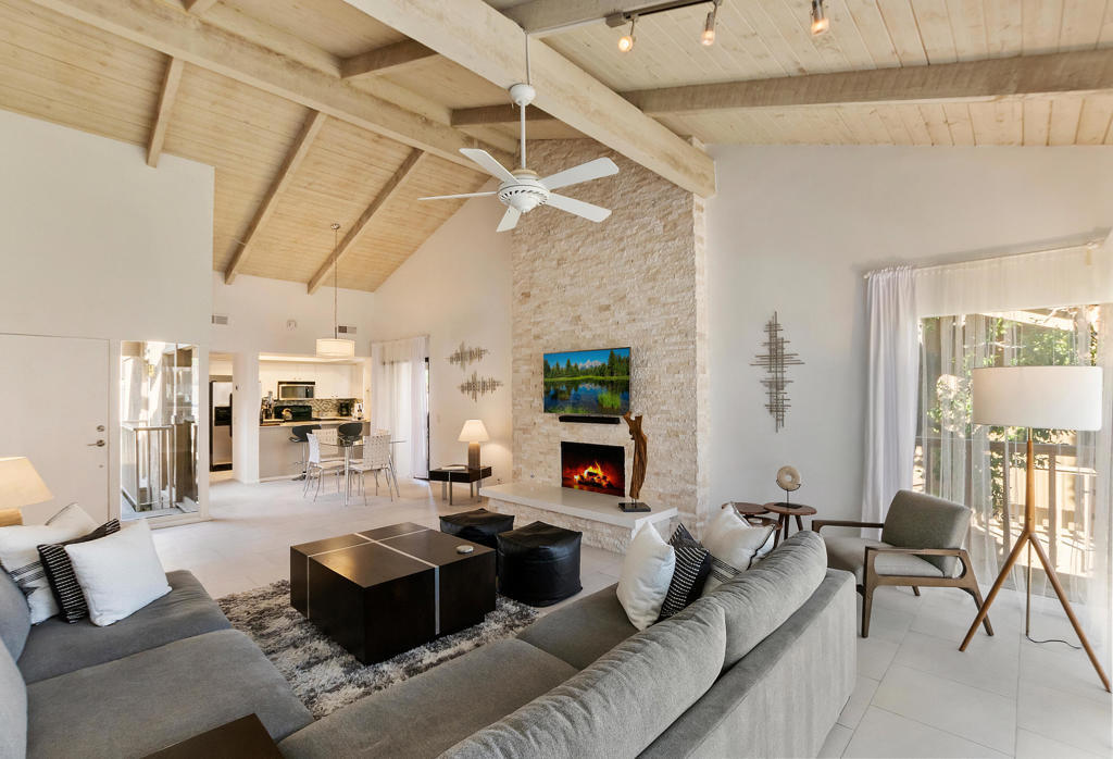 46642 Arapahoe Drive # B, Indian Wells