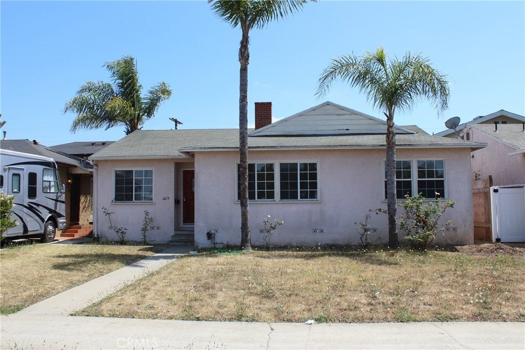 2112 Marine Avenue