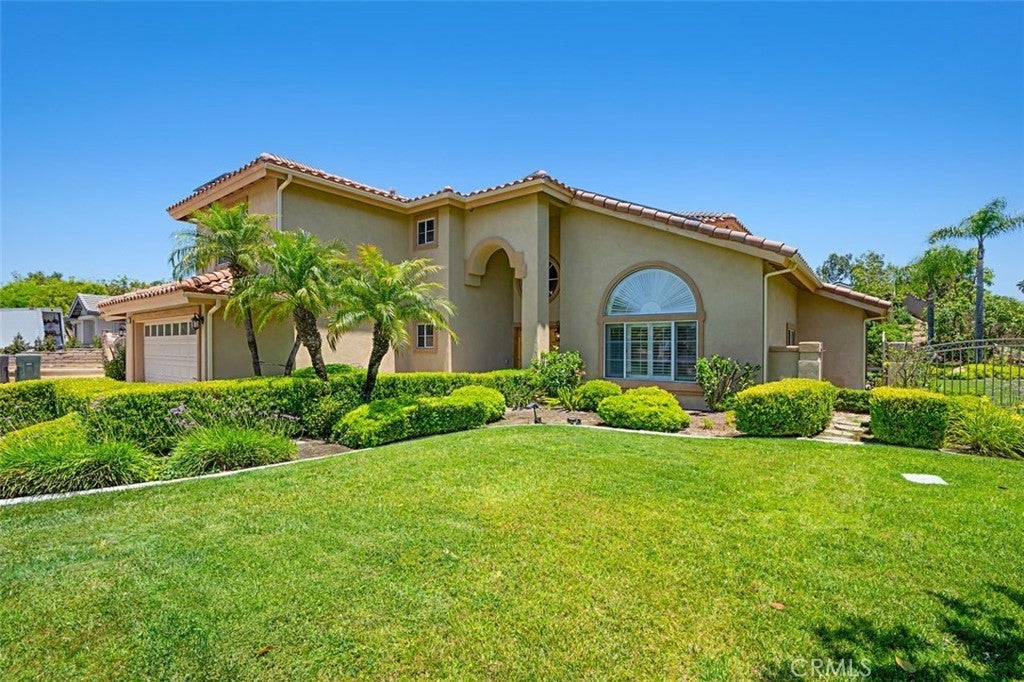 Photo of Listing #IV24129423