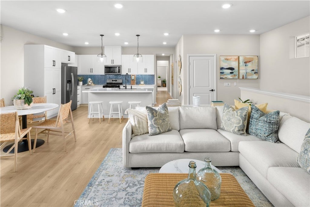 Photo of Listing #OC24134589