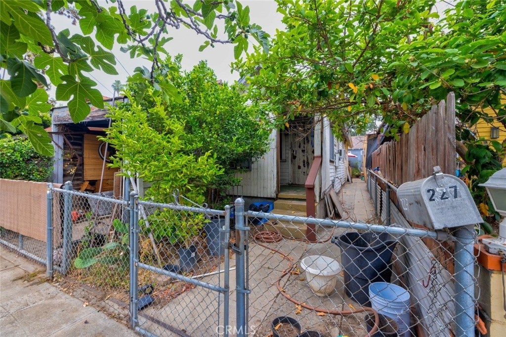 Photo of Listing #DW24136901